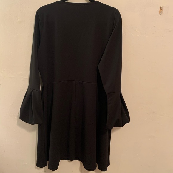 Boohoo NWT Plus Volume Skater Dress sz US 18 - Picture 4 of 8